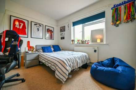Buxton Avenue, Caversham Heights, Image 12