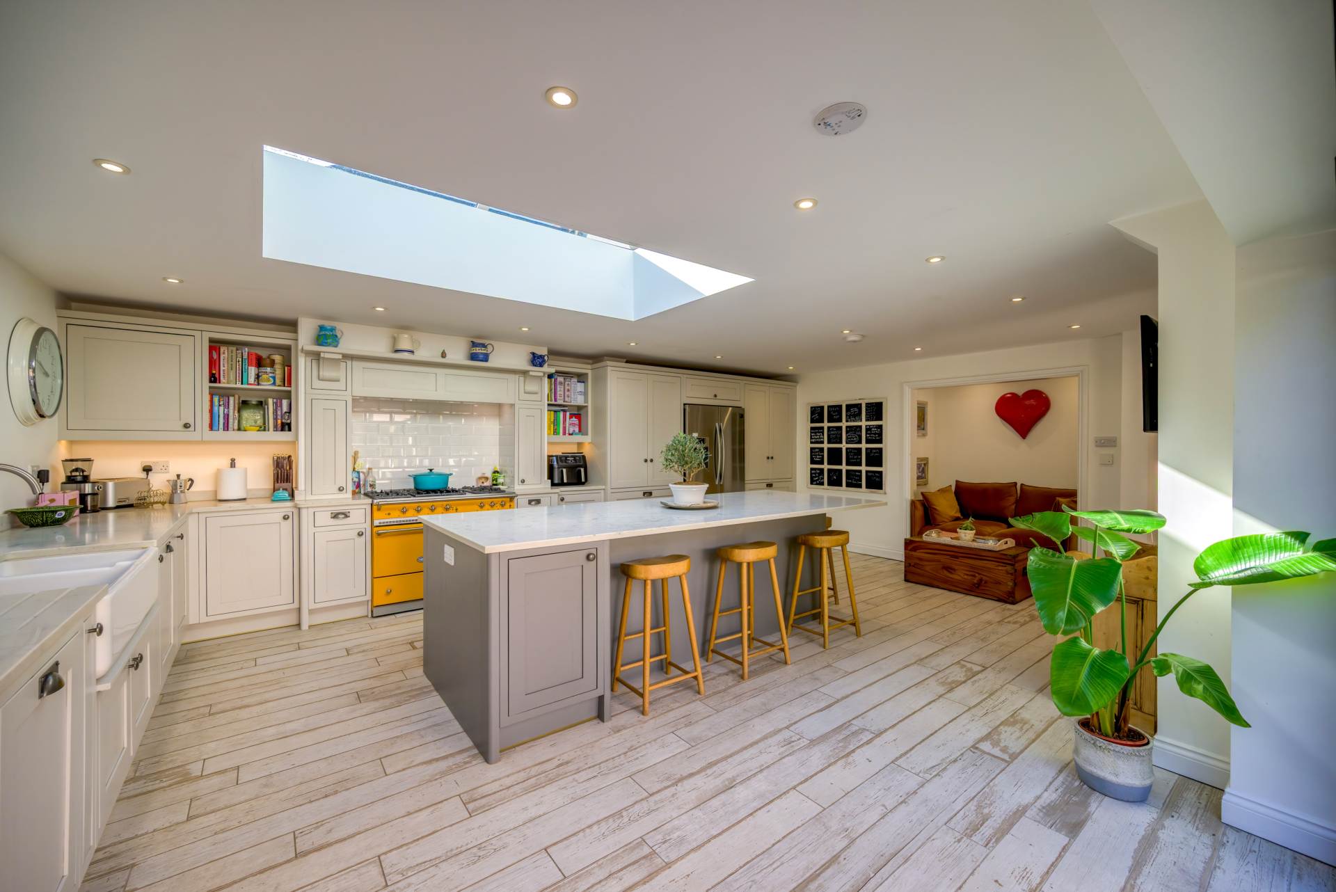 Conisboro Avenue, Caversham Heights, Image 12
