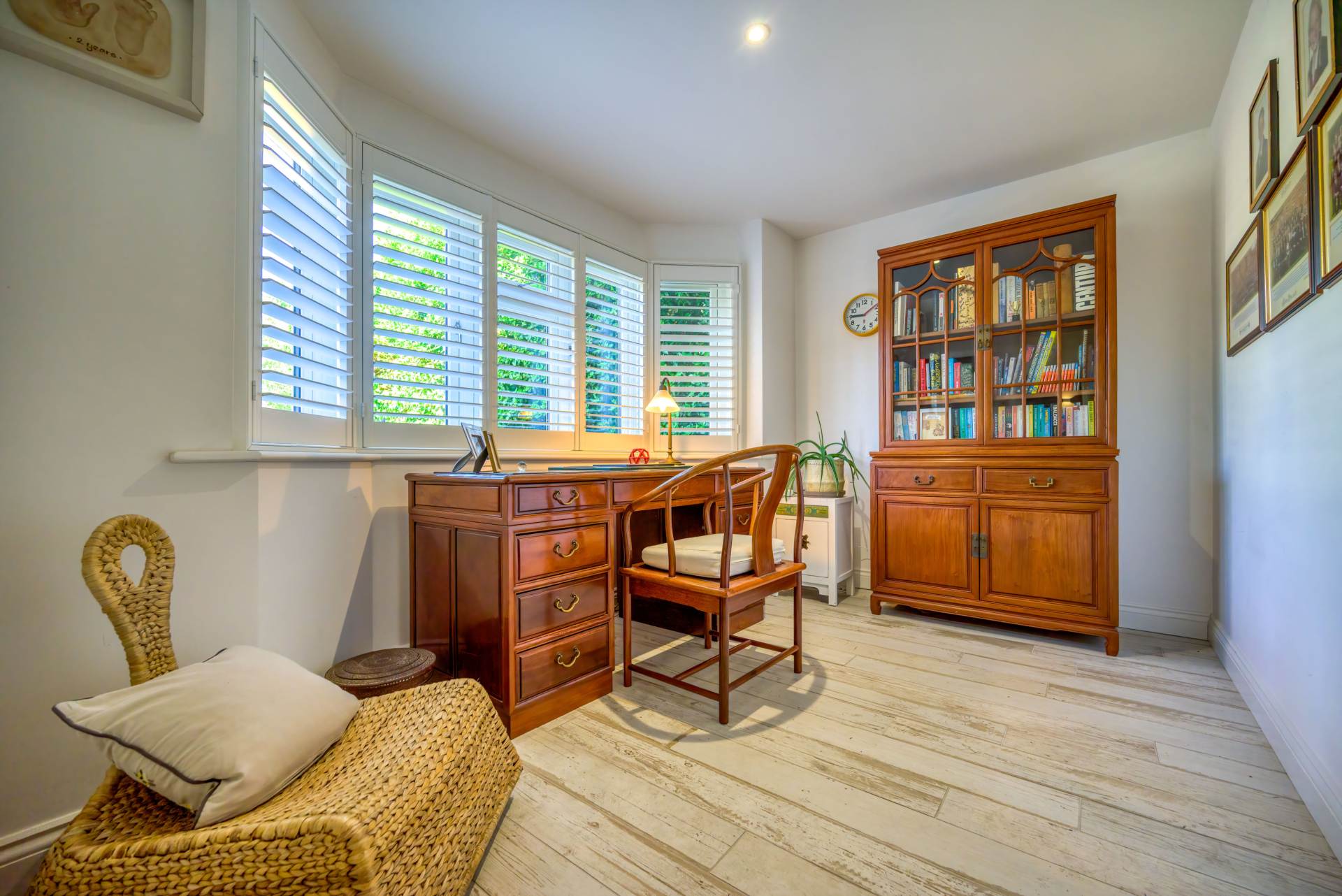 Conisboro Avenue, Caversham Heights, Image 19