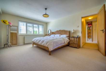 Conisboro Avenue, Caversham Heights, Image 21