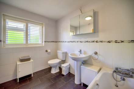 Conisboro Avenue, Caversham Heights, Image 32