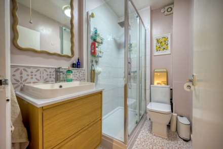 Belgravia Court, Reading, Image 9