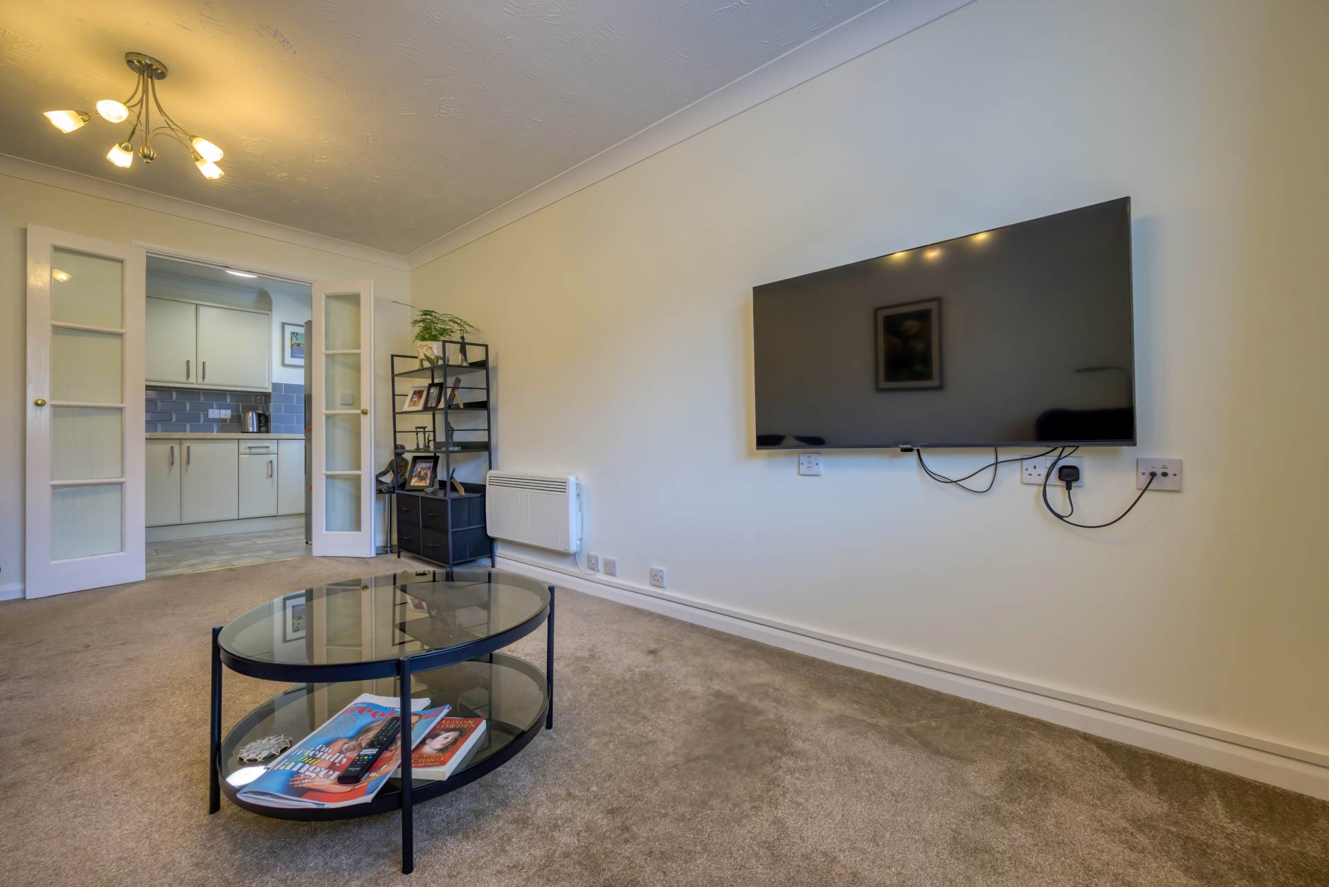 Priory Court, Caversham, Image 4