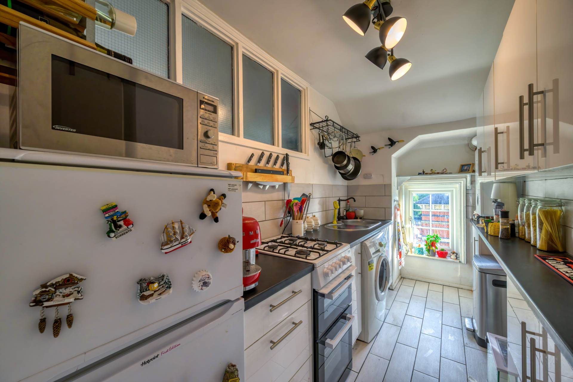 Tilehurst Road, Reading, Image 10