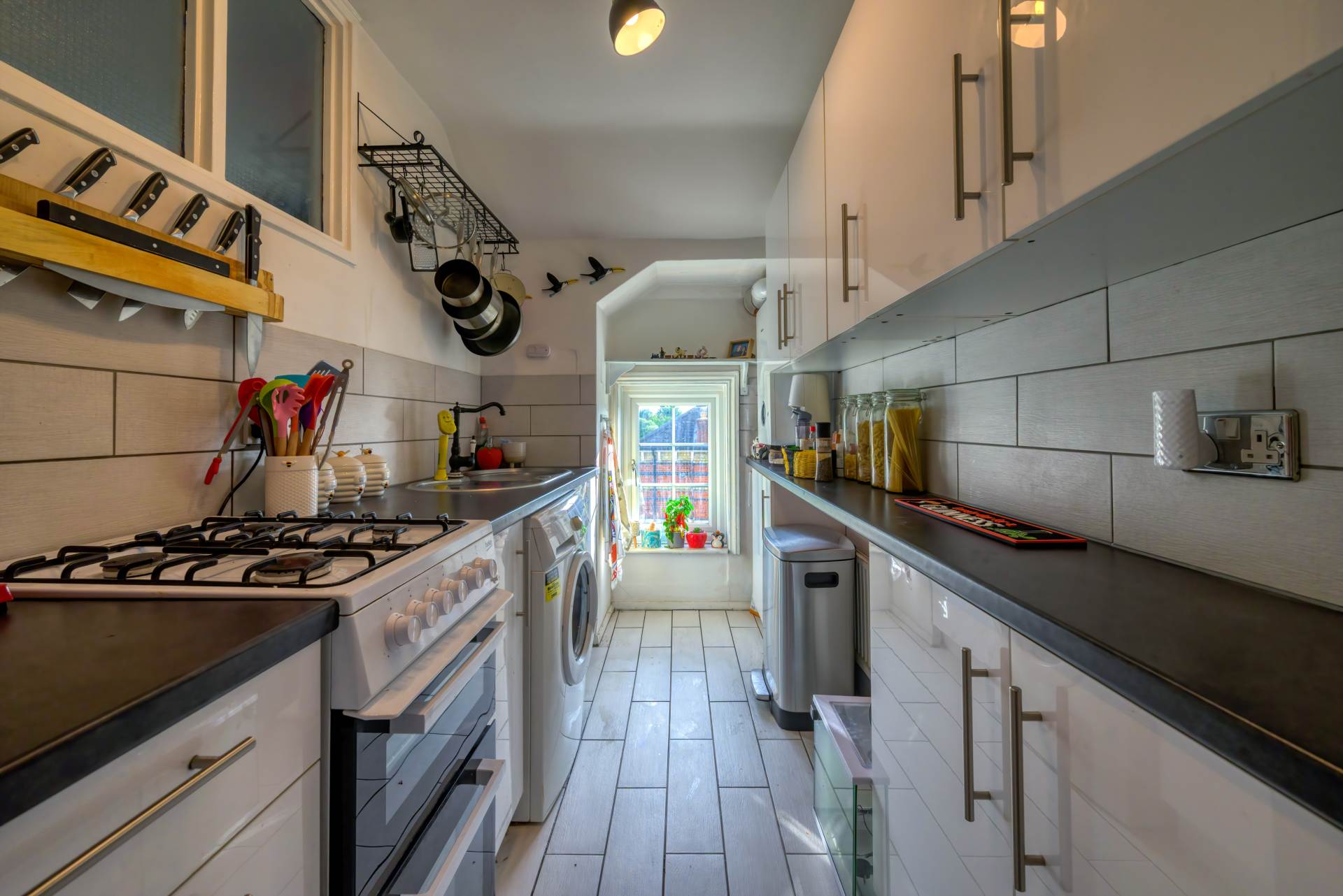 Tilehurst Road, Reading, Image 4