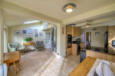Chiltern Road, Caversham, Image 8