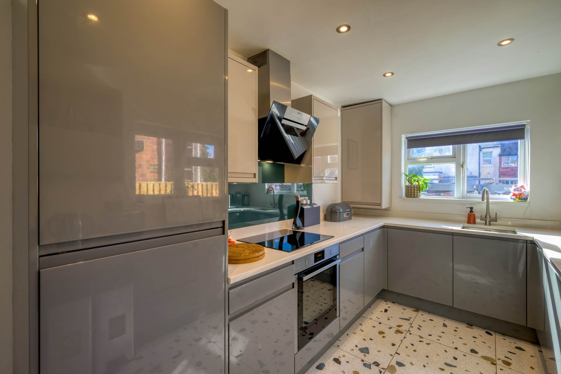 Newport Road, Reading, Image 9