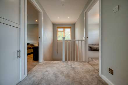 Gayhurst Close, Caversham Park, Image 12