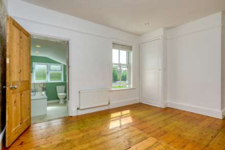 Mill Road, Caversham, Image 10