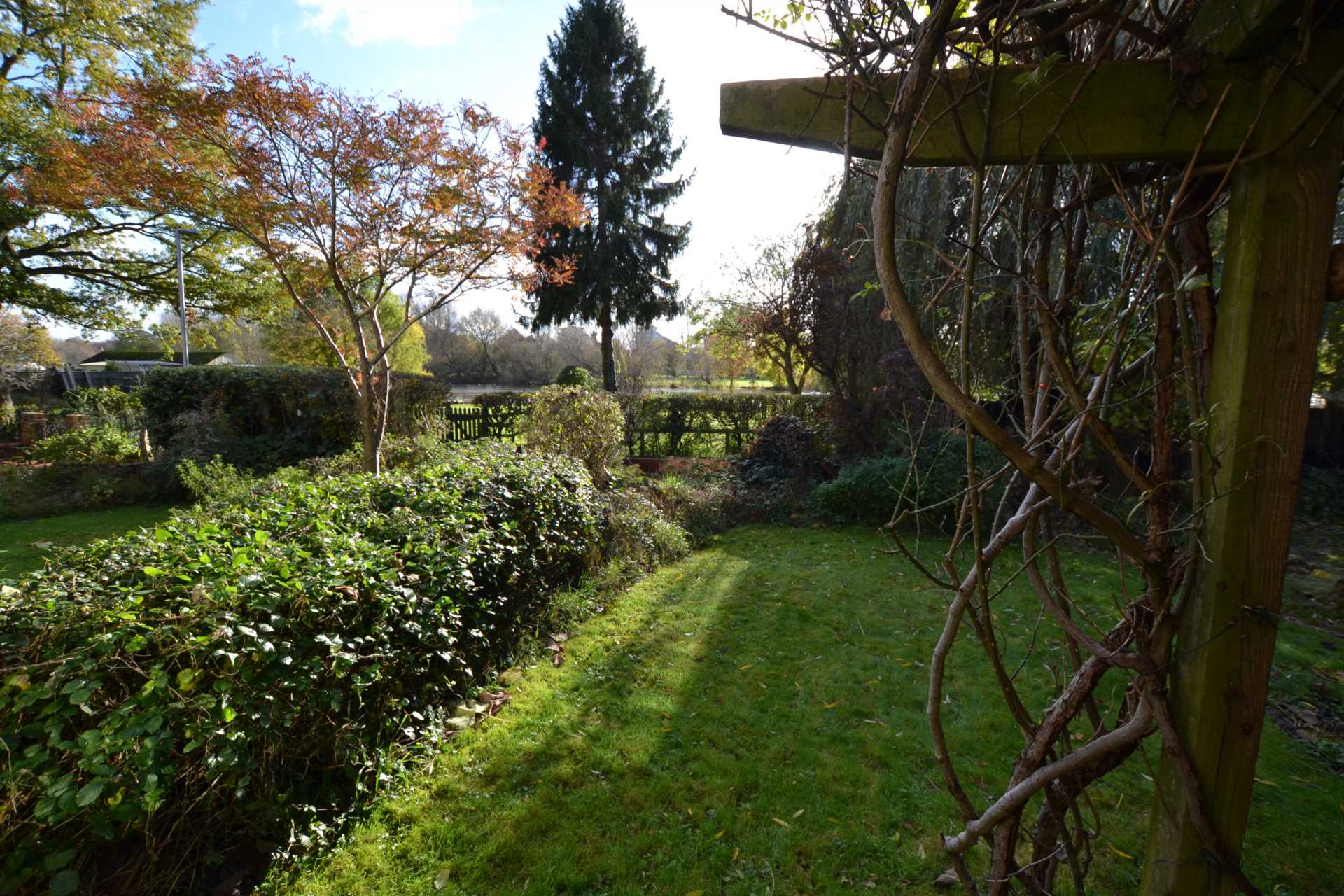 Mill Green, Caversham, Image 8