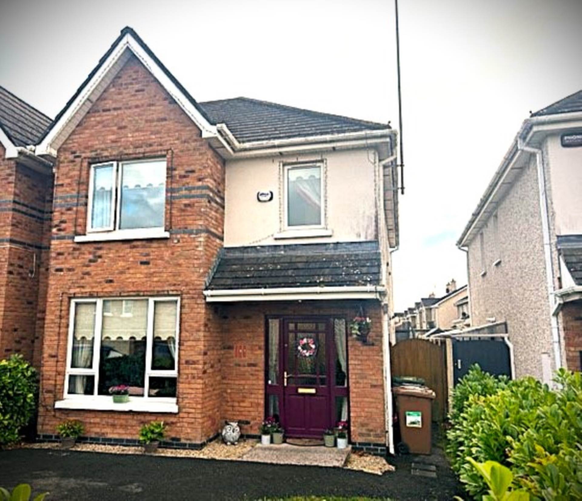81 Castlegate, R32 K2E7 – Arguably the nicest and most sought after Est in Portarlington