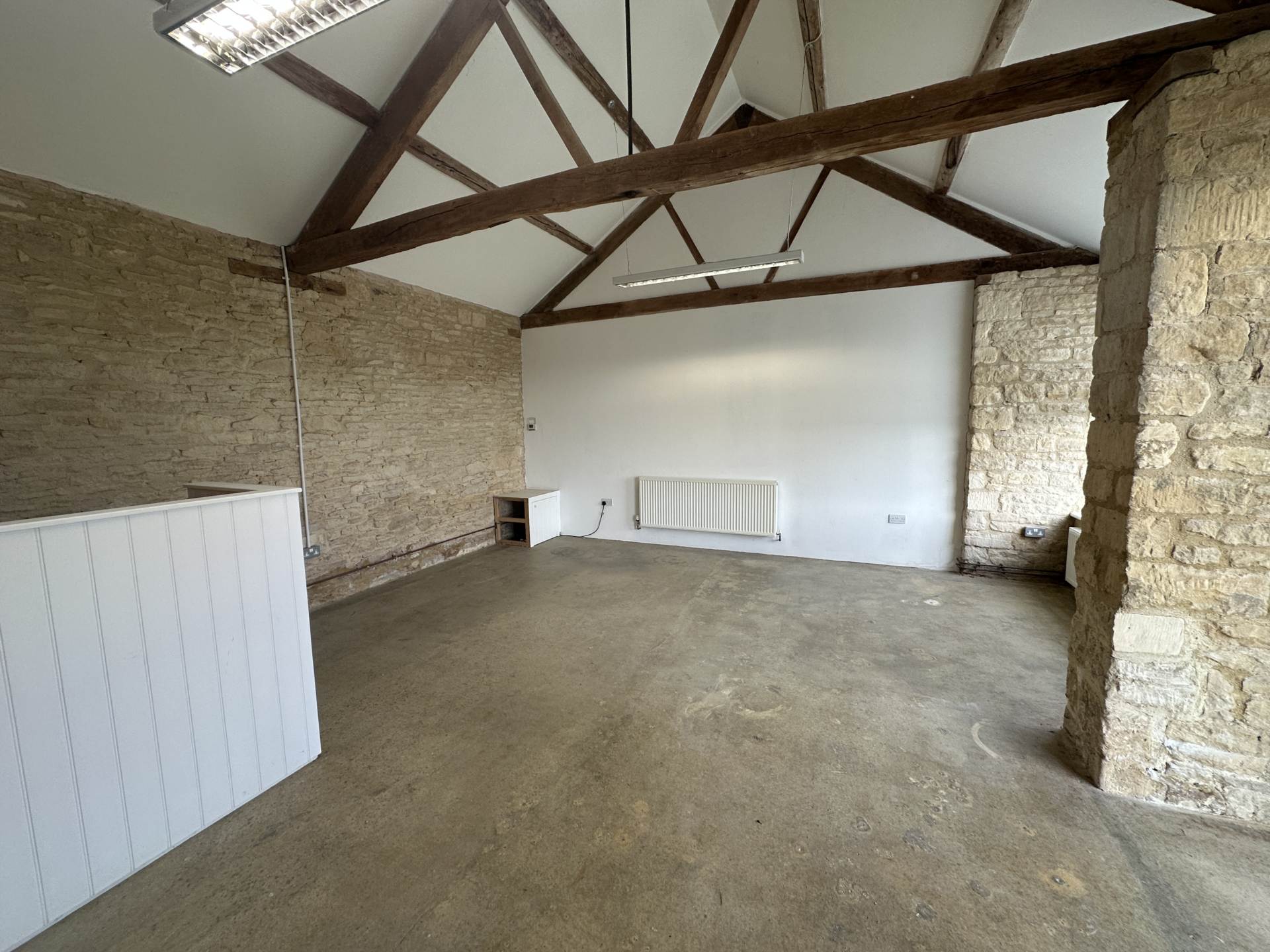 Churchill Heath Farm, Kingham, Image 3