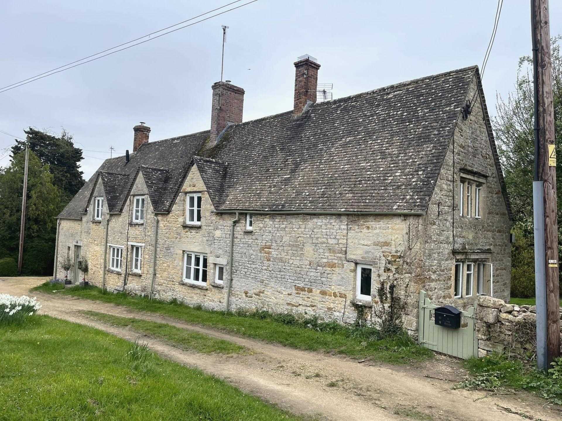 The Green, Fifield, Image 1