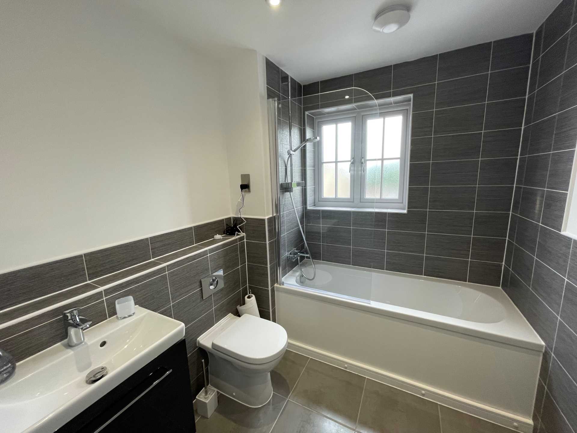 Swailbrook Place, Kingham, Image 8