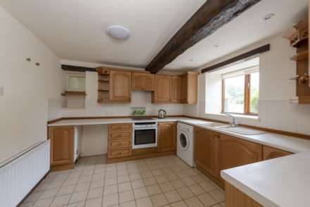Lower End, Salford, Image 3