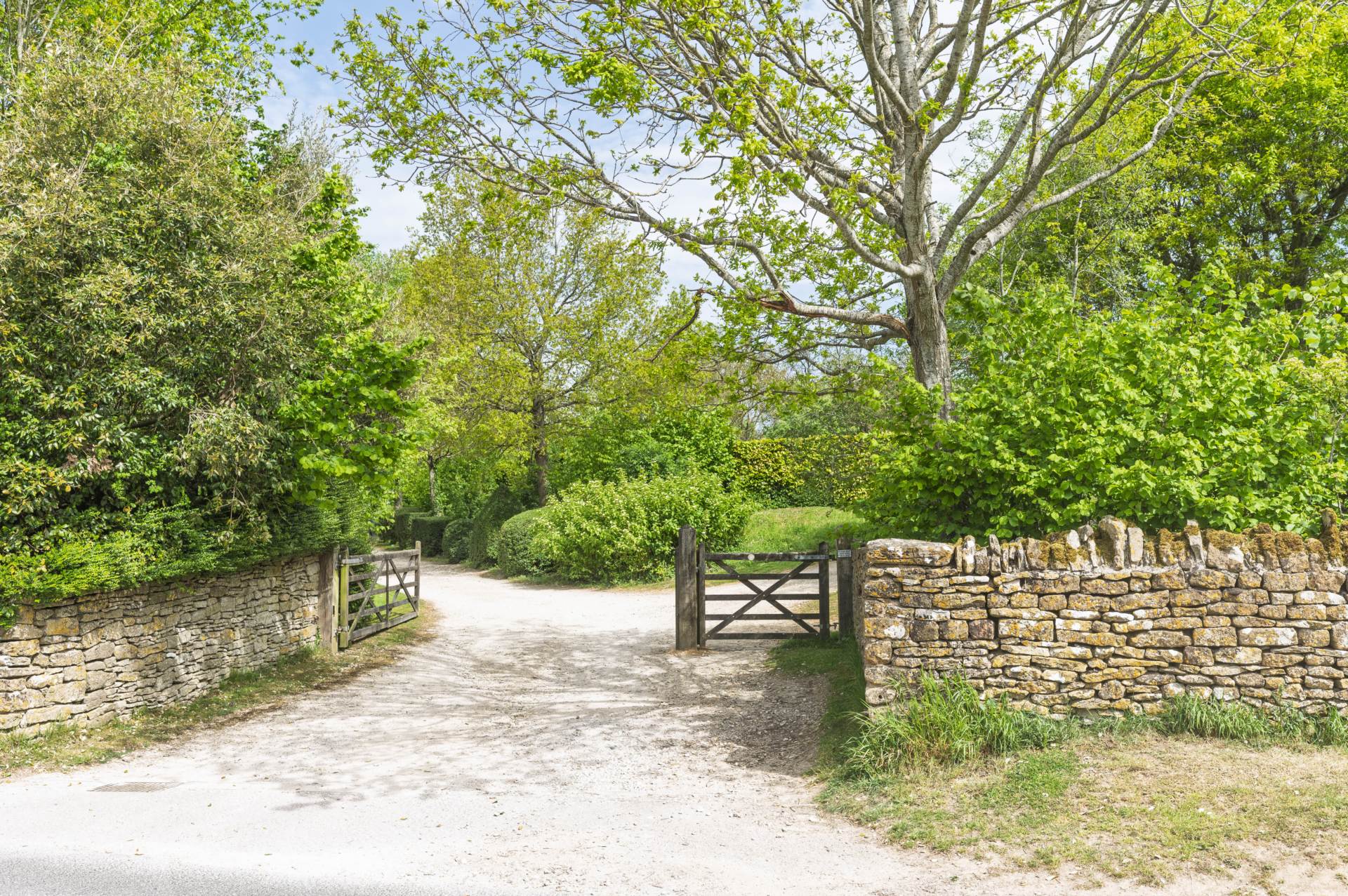 Glebe Farm, Great Rissington, Image 4