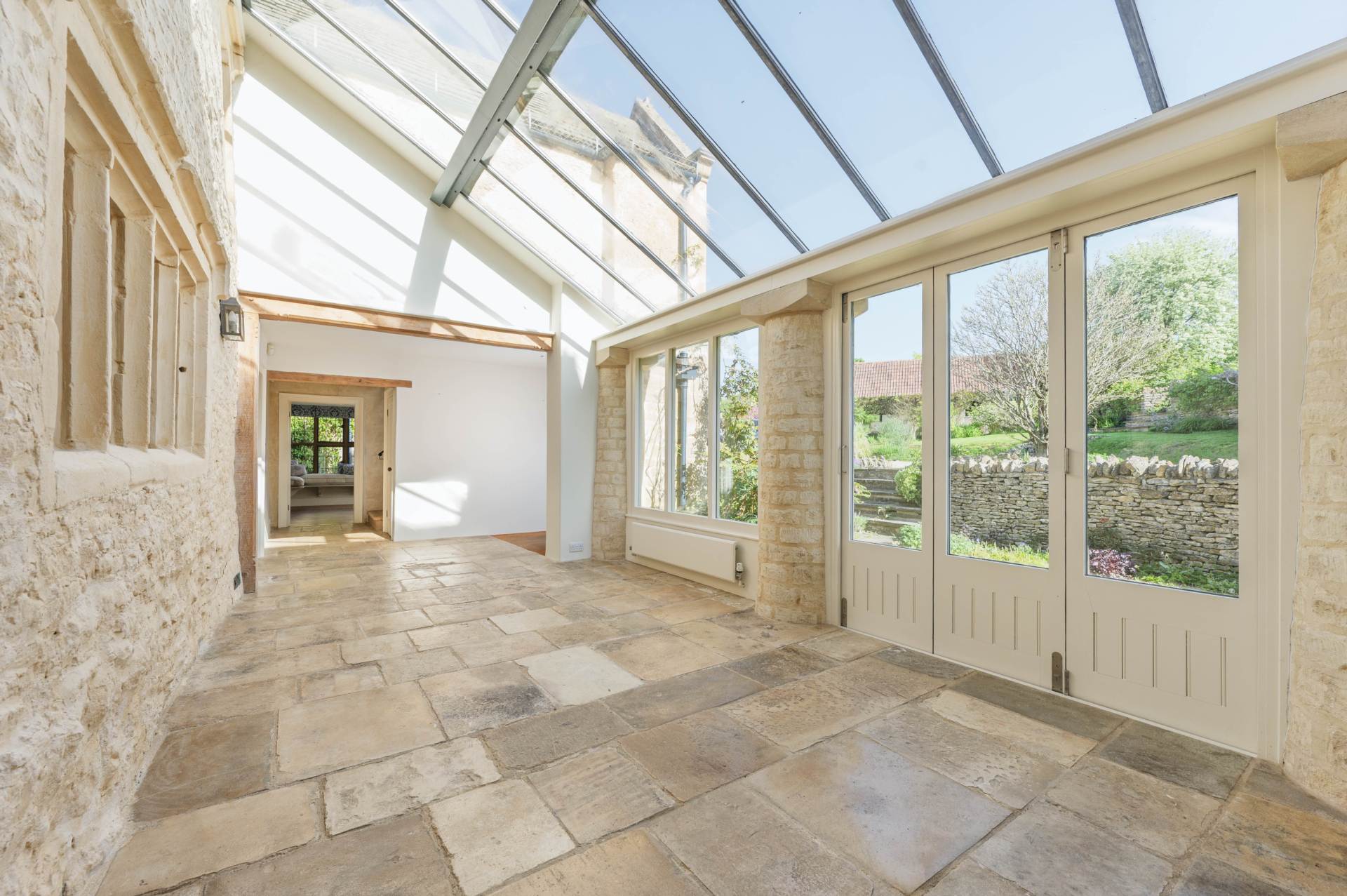 Glebe Farm, Great Rissington, Image 6
