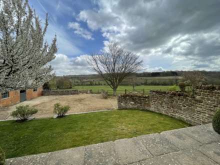 The Cottage, Holywell Farm, Wigginton, Image 9