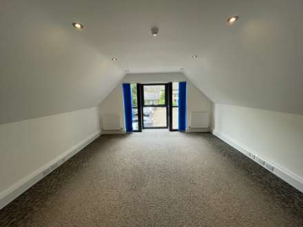 Chalford Park Barns, Image 7