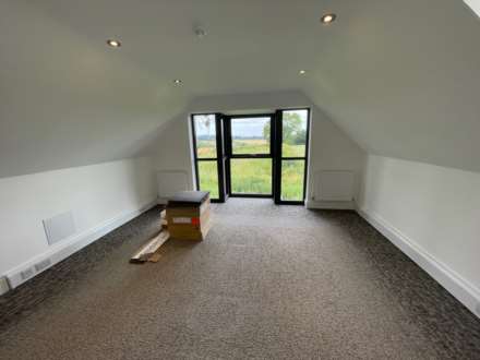 Chalford Park Barns, Image 8