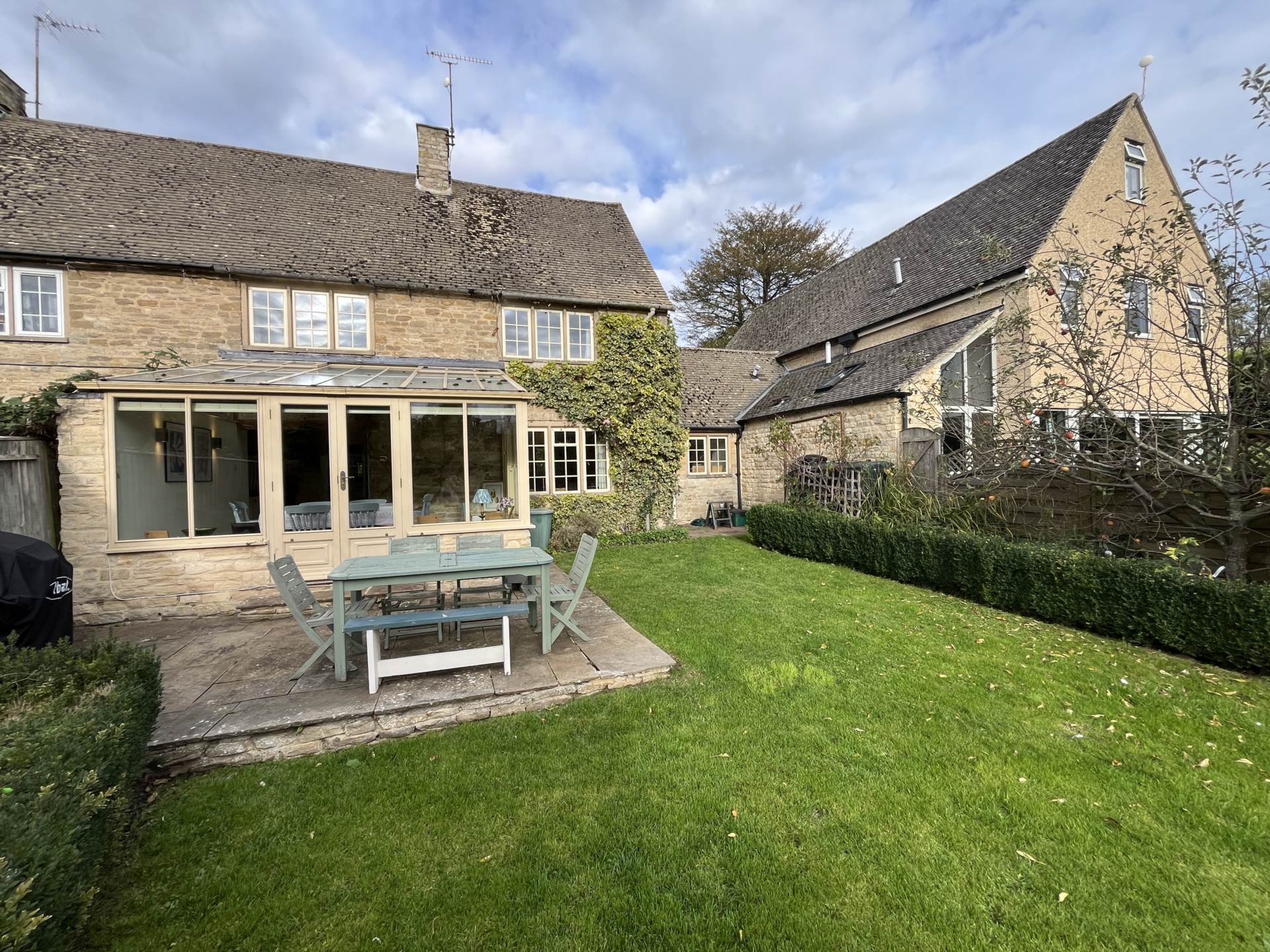 Orchard Row, Icomb, Image 9