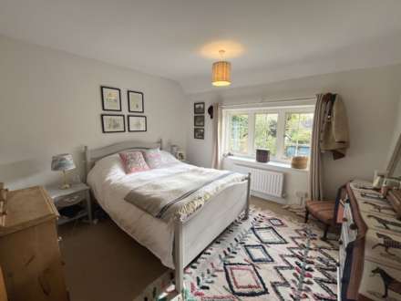 Orchard Row, Icomb, Image 5