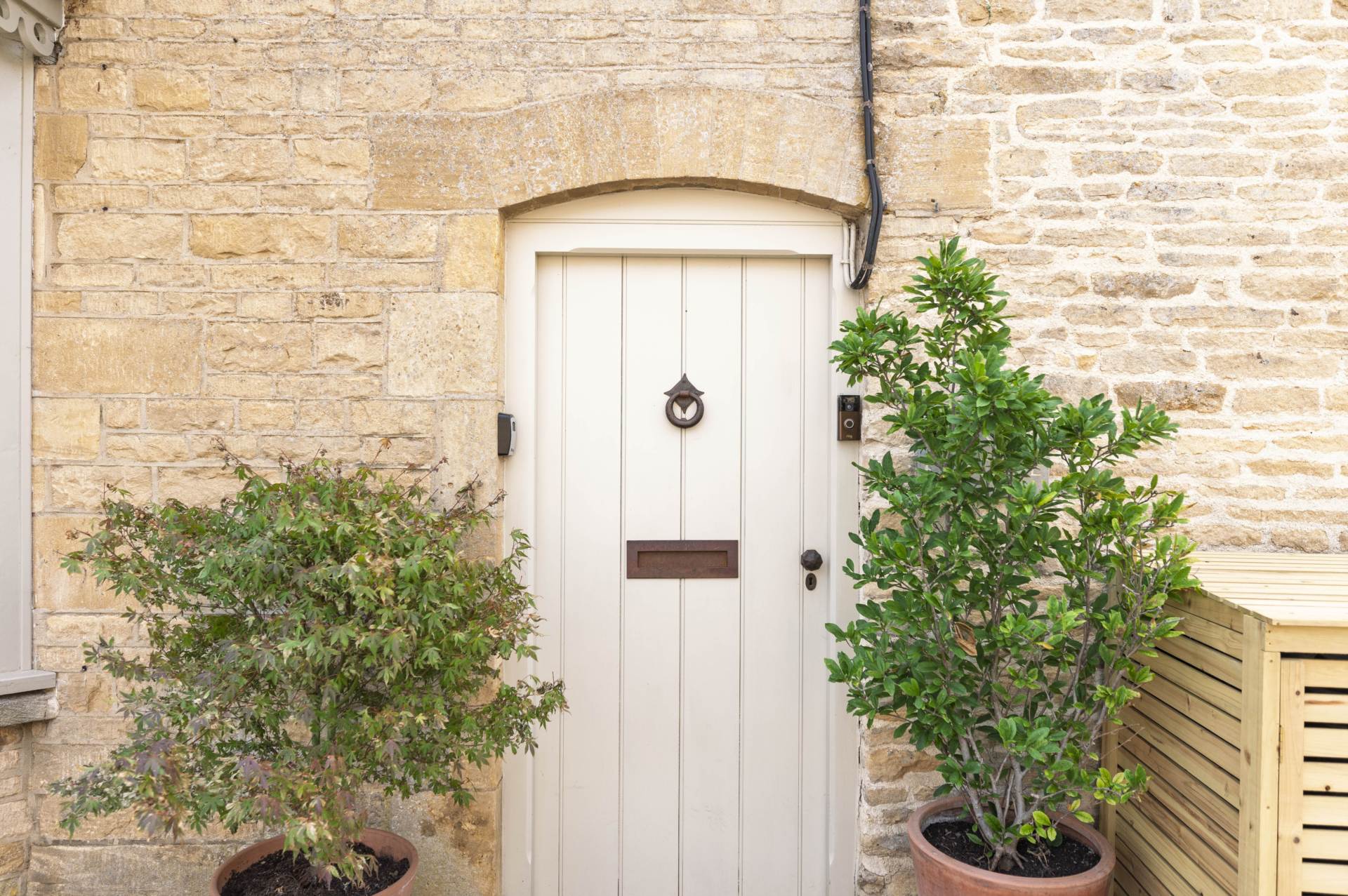 Diplock Cottage, Chadlington, Image 2