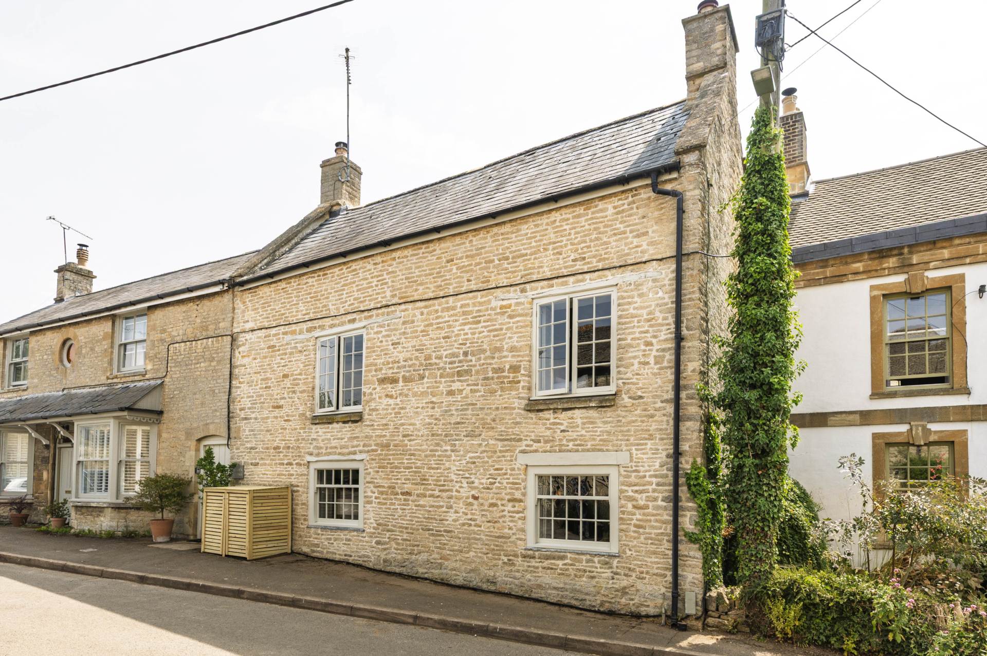 Diplock Cottage, Chadlington, Image 26