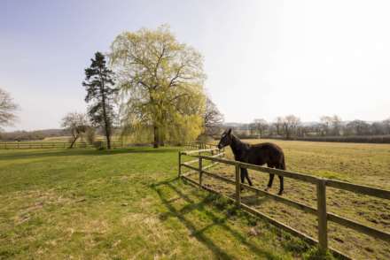 Stow Road, Bourton On The Water, Image 13