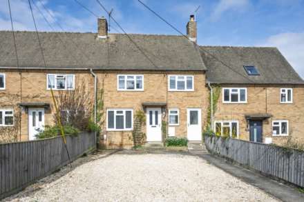 3 Bedroom Terrace, Quarry Close, Enstone
