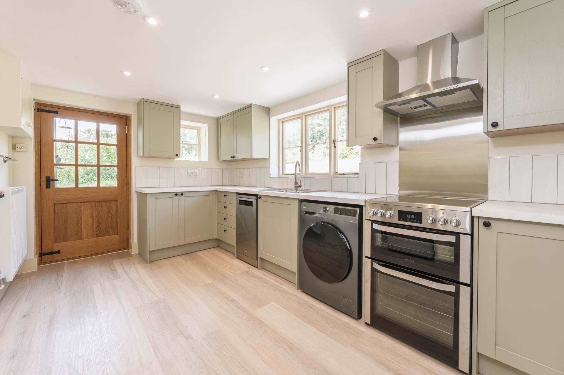 Drive Cottage, Campden House Estate, Image 6