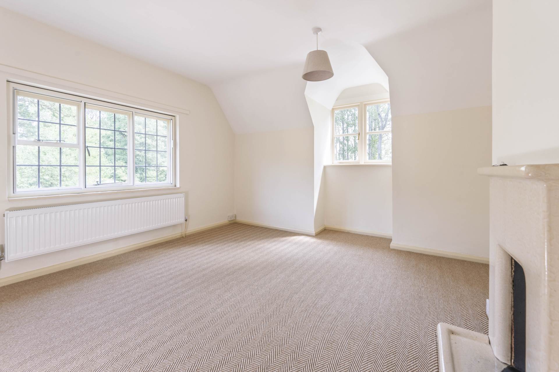 Drive Cottage, Campden House Estate, Image 9