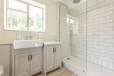 Drive Cottage, Campden House Estate, Image 10