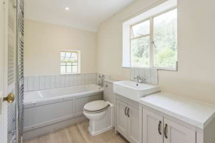 Drive Cottage, Campden House Estate, Image 11