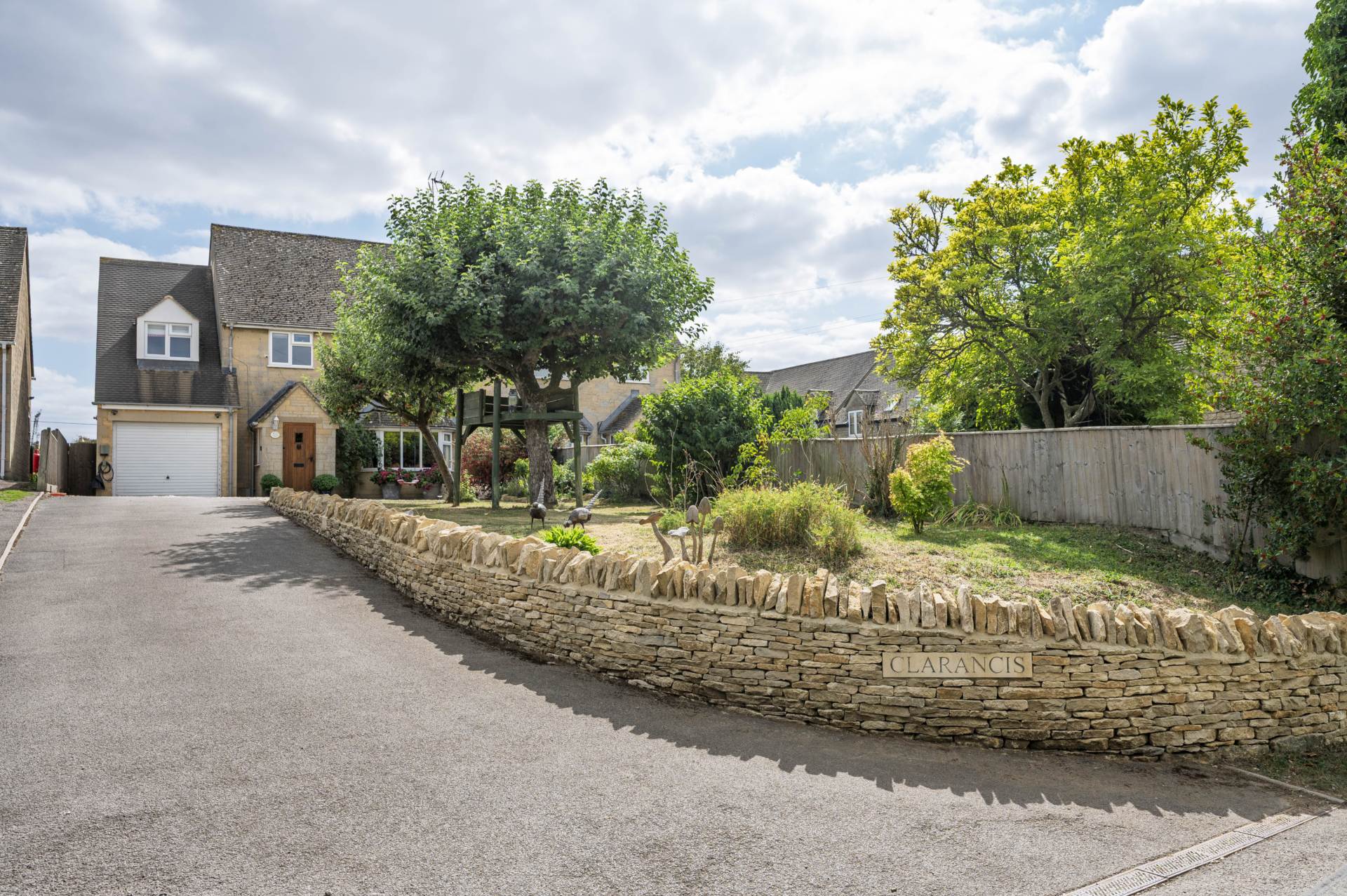 Little Rissington, Image 21