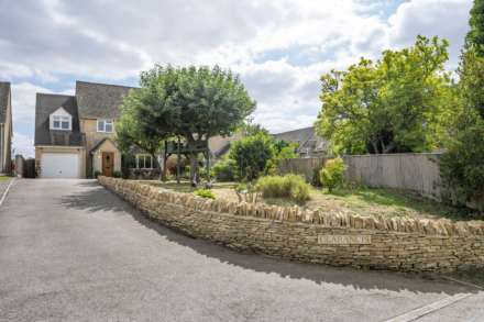 Little Rissington, Image 21