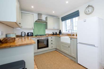 Summerton Place, Chipping Norton, Image 2