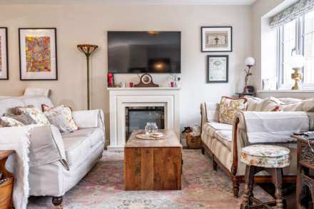 Weston Court, Long Compton, Image 12