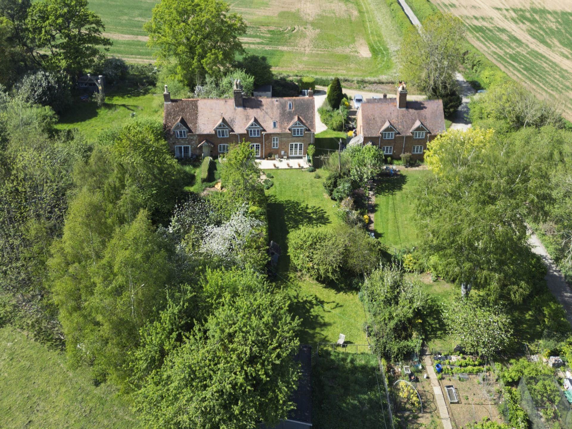 Foxholes Cottages, Foscot, Image 2