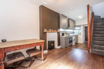 West End, Chipping Norton, Image 2