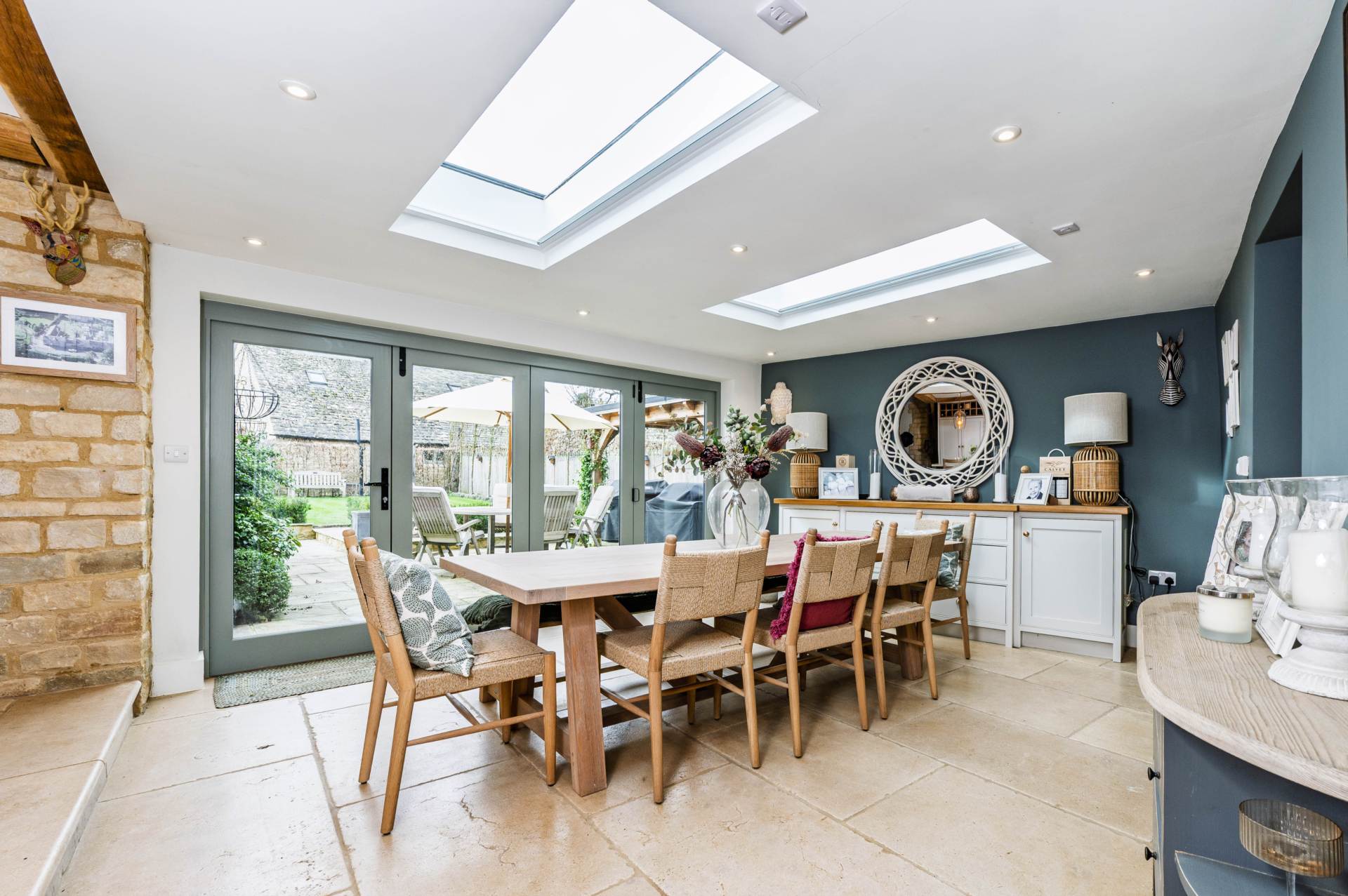 Main Street, Bledington, Image 10