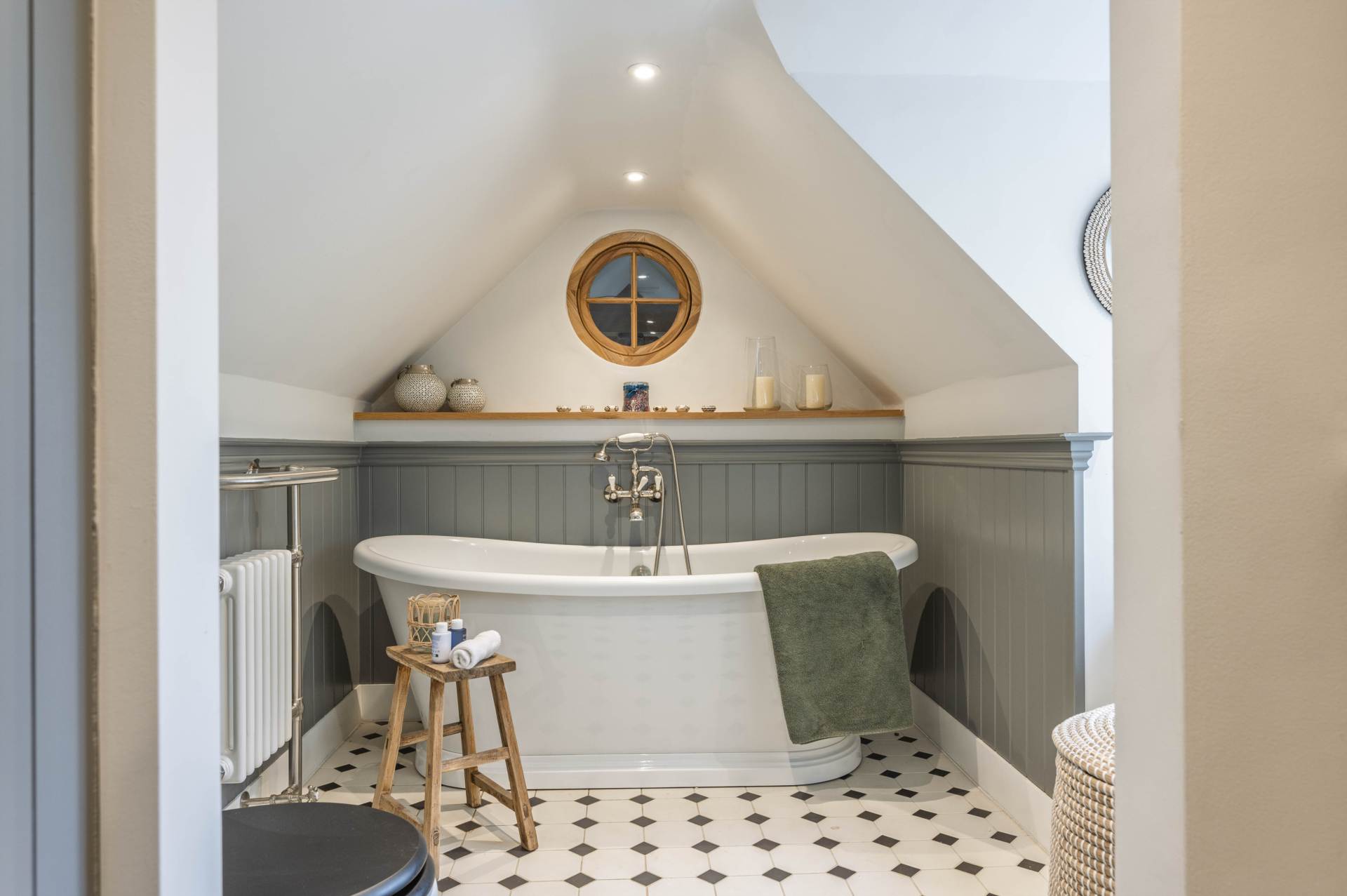 Main Street, Bledington, Image 15