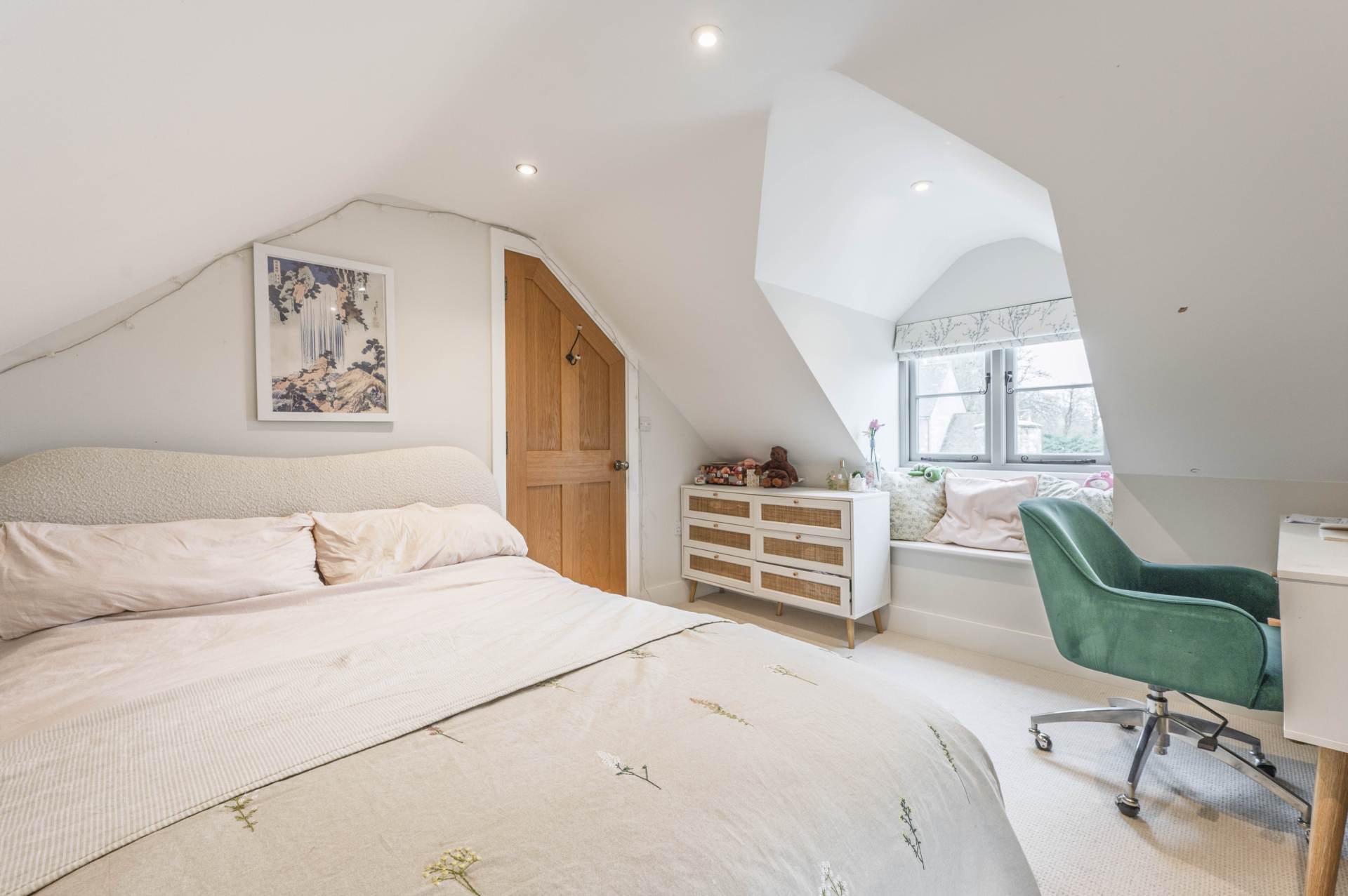 Main Street, Bledington, Image 16