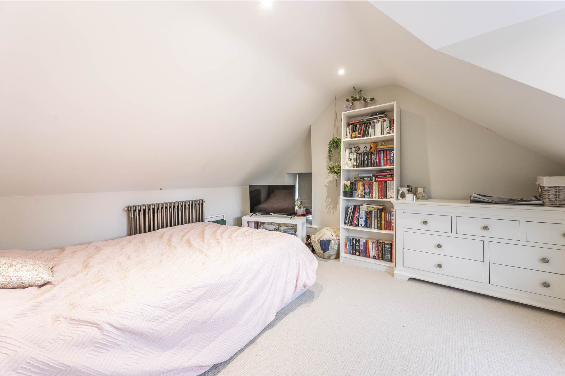 Main Street, Bledington, Image 17