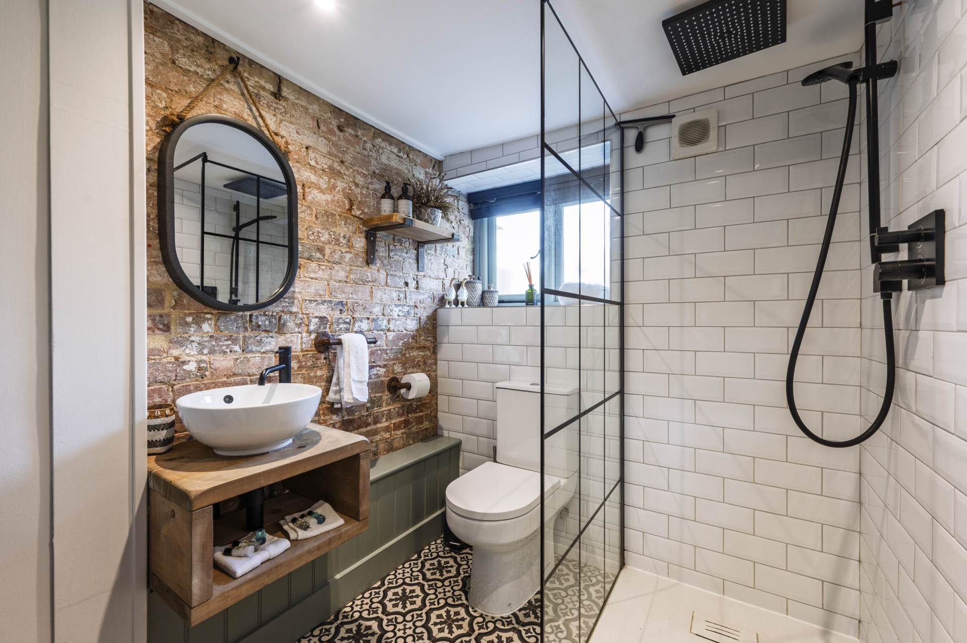 Main Street, Bledington, Image 32