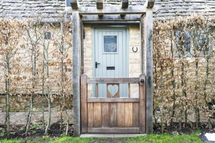 Main Street, Bledington, Image 24