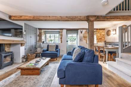 Main Street, Bledington, Image 26