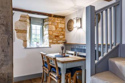 Main Street, Bledington, Image 30