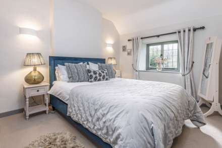 Main Street, Bledington, Image 31