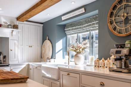 Main Street, Bledington, Image 7